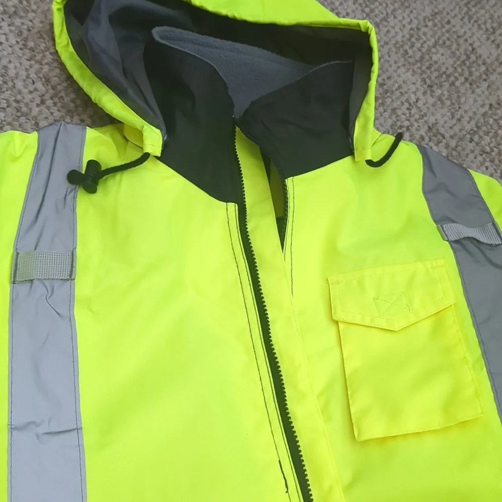 Coat - Picture 3 of 4